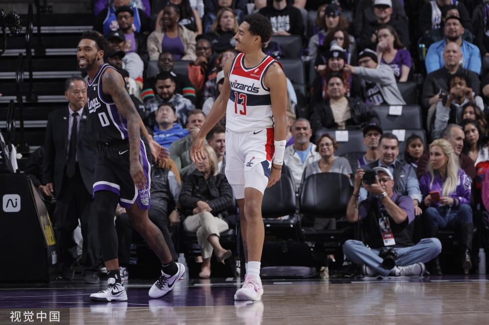 至更严重的 至更严重的